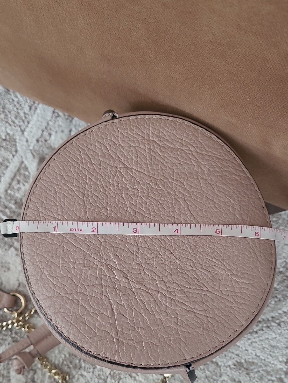 NWOT Beige Bucket Bag with Gold Hardware - Picture 16 of 16